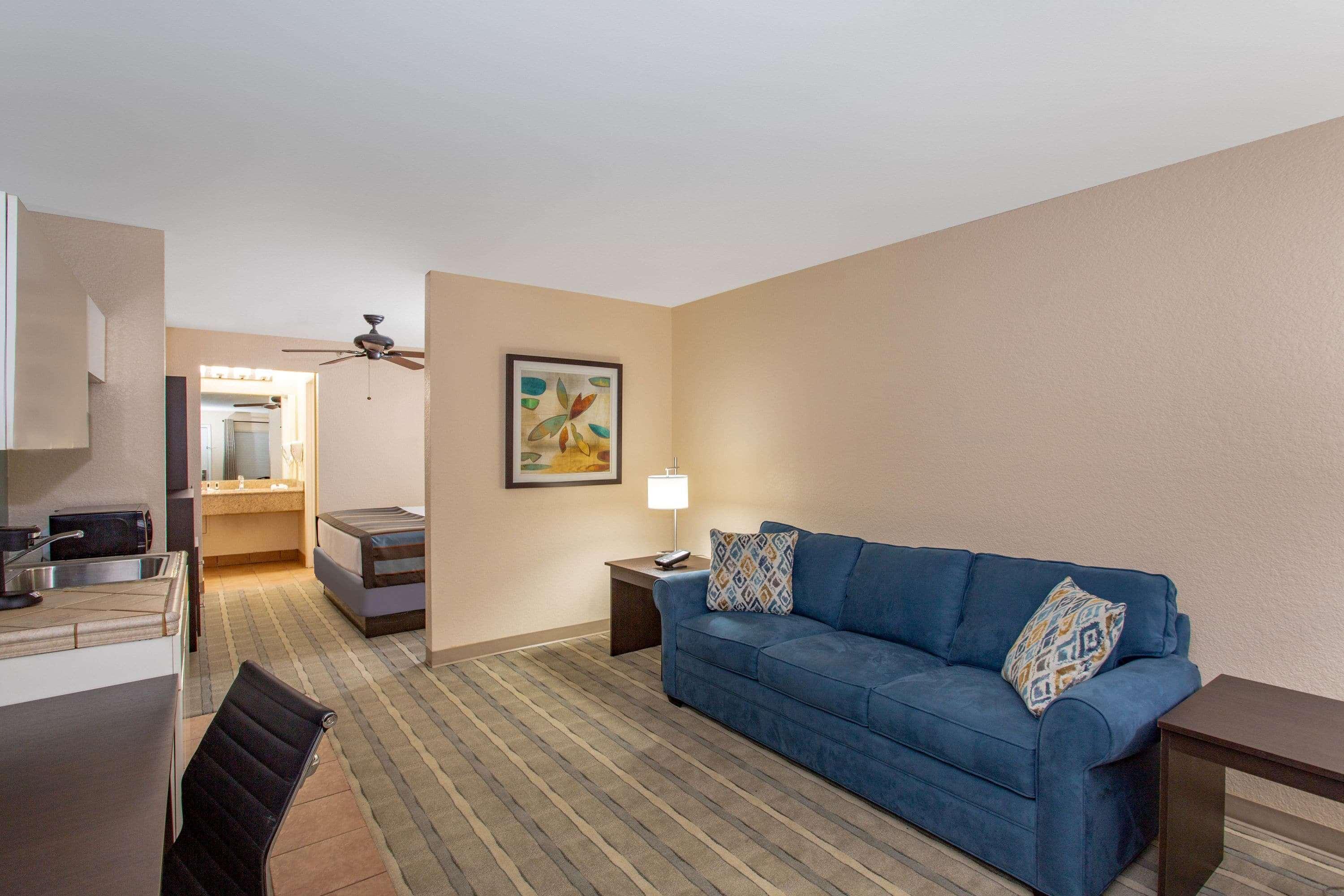 Baymont By Wyndham Punta Gorda/Port Charlotte Hotel Bagian luar foto