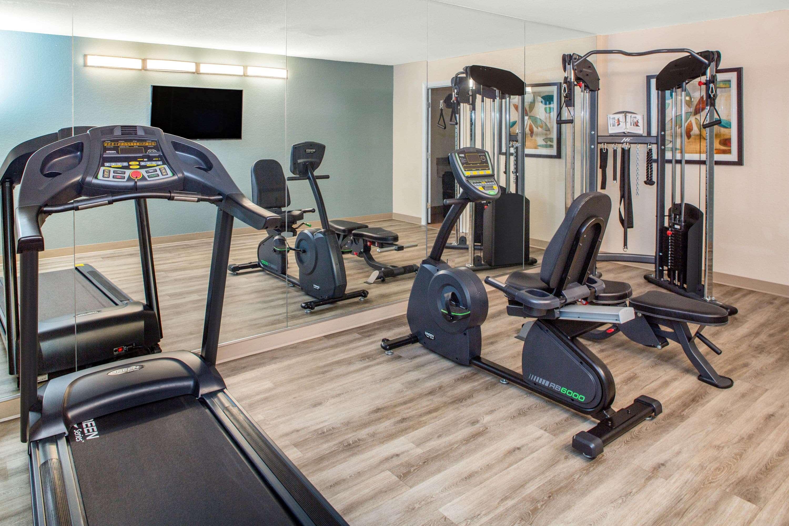 Baymont By Wyndham Punta Gorda/Port Charlotte Hotel Bagian luar foto