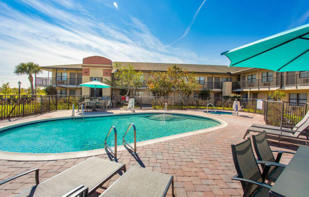 Baymont By Wyndham Punta Gorda/Port Charlotte Hotel Bagian luar foto